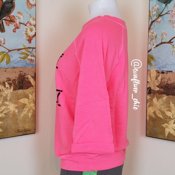 [NEW] Pink Lotus Lightweight Sweatshirt - Picture 4 of 10